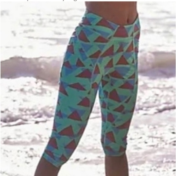 NWOT! Free People cropped leggings - Picture 3 of 3